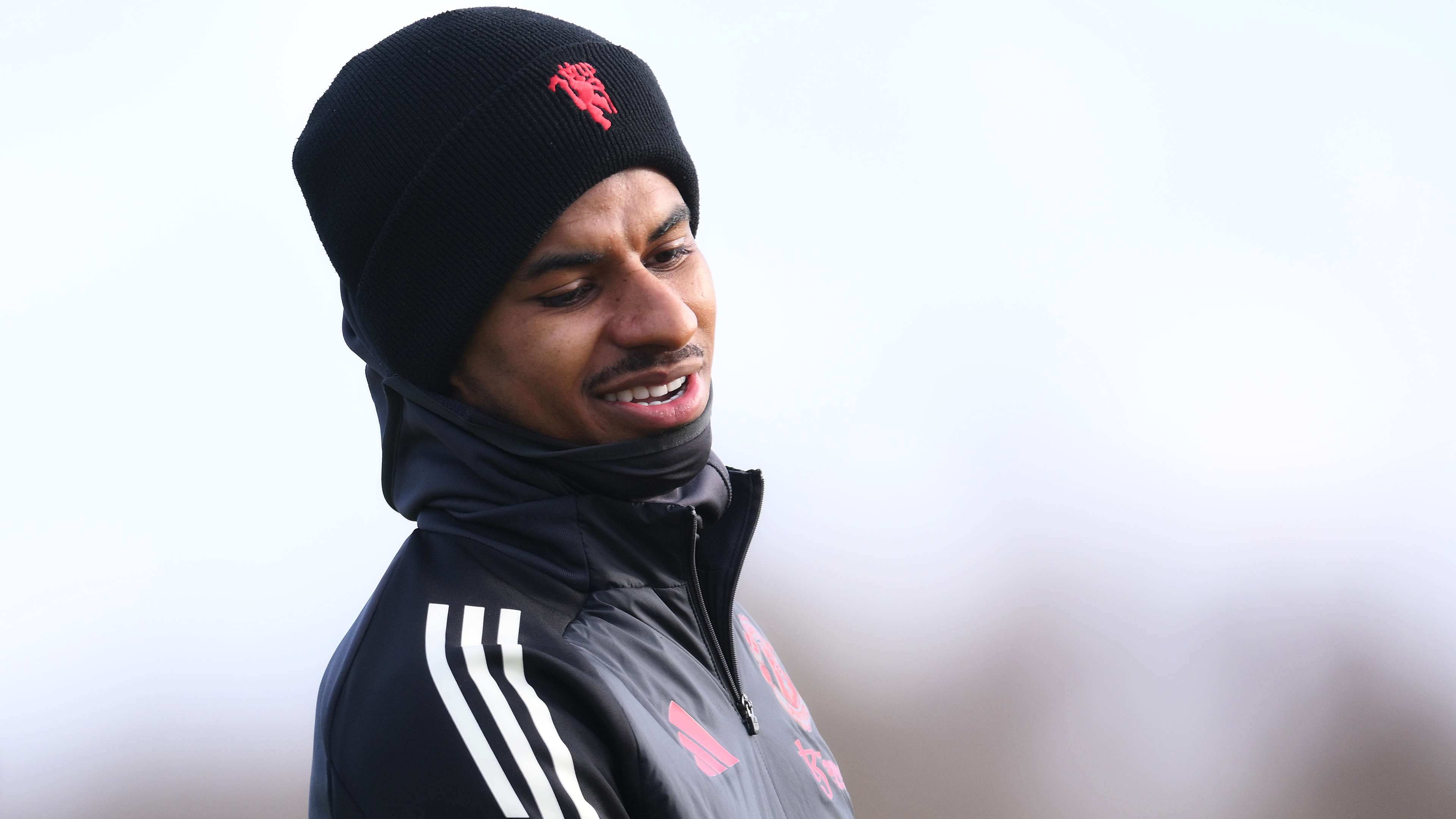 並採取更具 並採取更具